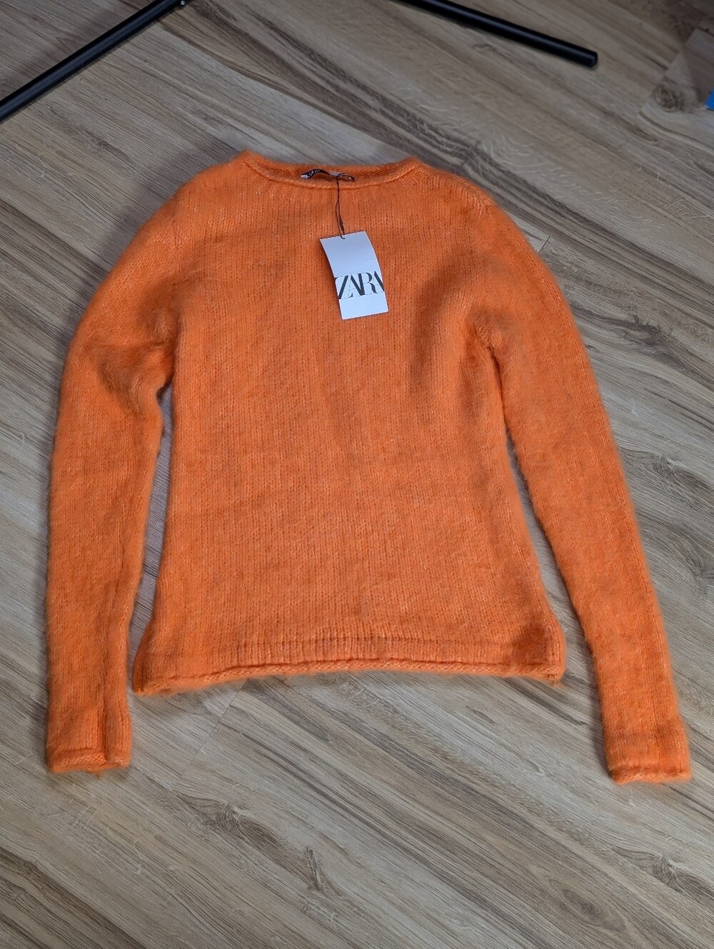 ZARA ORANGE BRUSHED EFFECT KNIT SWEATER NWT